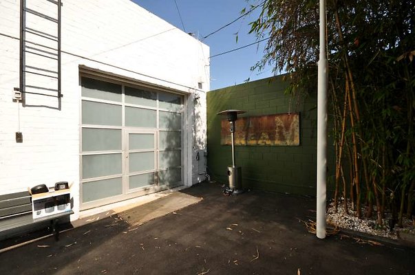 8760 patio7