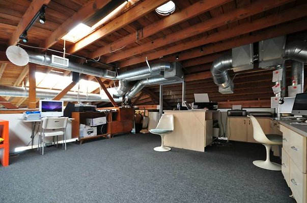 8760 office3