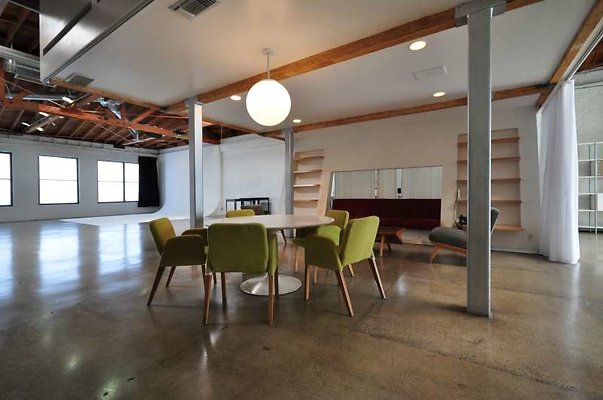 8760 studio9