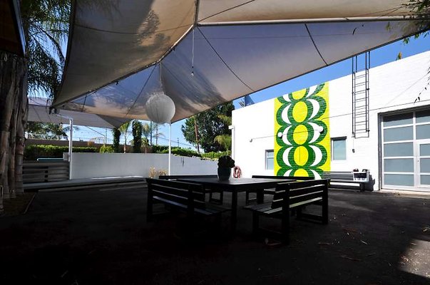 8760 patio4