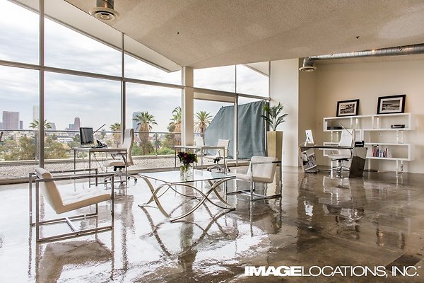 concrete-office image 16