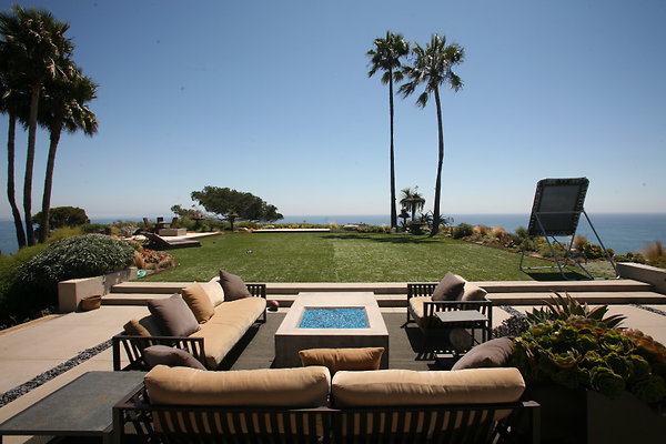 134E Patio &amp; Backyard 0021 1