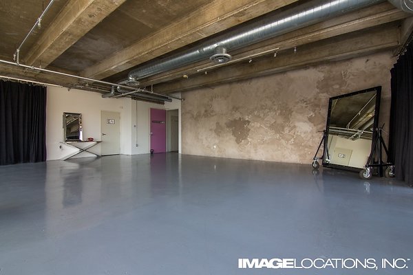 concrete-loft image 14