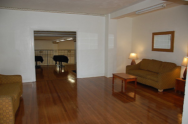 OddFellows.Mezzine.Oak Side Salon01