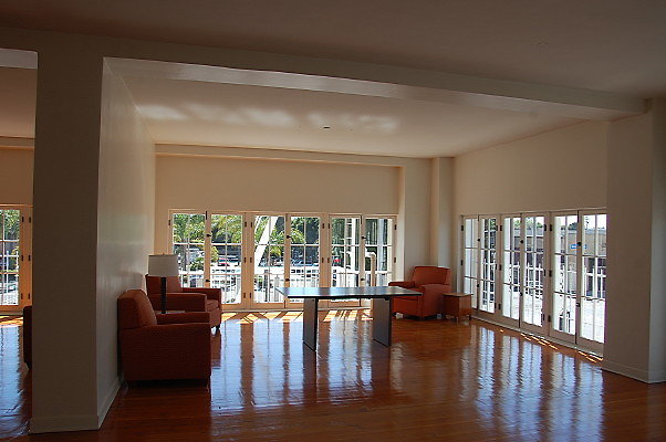 OddFellows.Mezzine Apartments