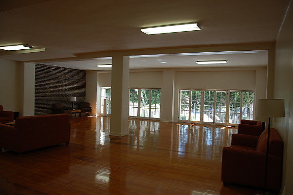 OddFellows.Mezzine Apartment.2