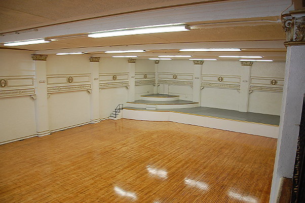 OddFellows.Mezzine.View.Ballroom08