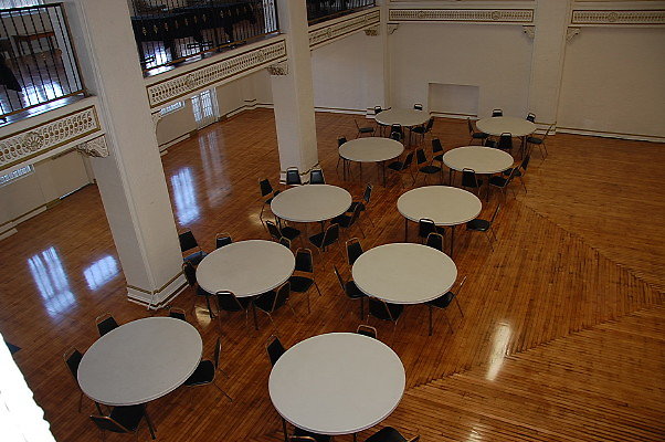 OddFellows.Mezzine.View.Ballroom06