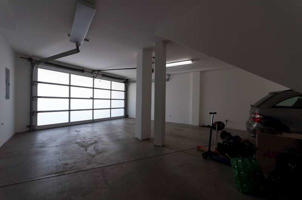 5250 garage5