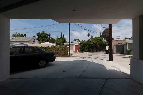 5250 garage7