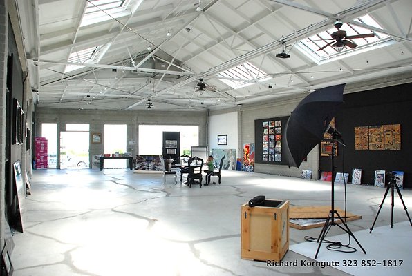 02-3rd-studio-001 med-2