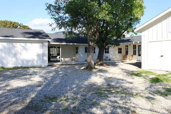 property 9563 0004
