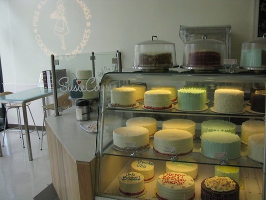 Susies Cakes.Bwd