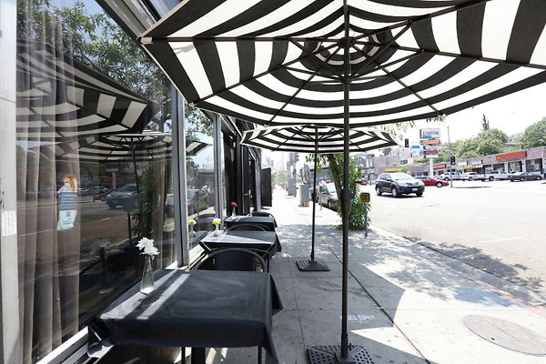 Cafe Ext Sidewalk 0050 1