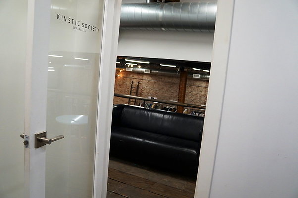 Office.PL.2238.DTLA>76 Office.PL.2238.DTLA>76