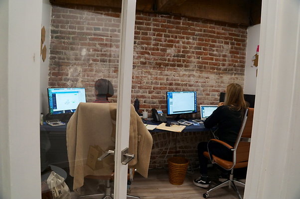 Office.PL.2238.DTLA>79 Office.PL.2238.DTLA>79