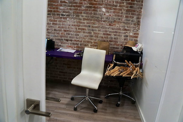 Office.PL.2238.DTLA>74 Office.PL.2238.DTLA>74