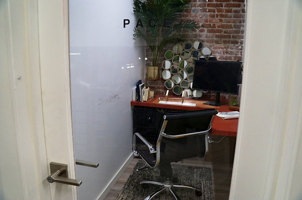 Office.PL.2238.DTLA>73 Office.PL.2238.DTLA>73