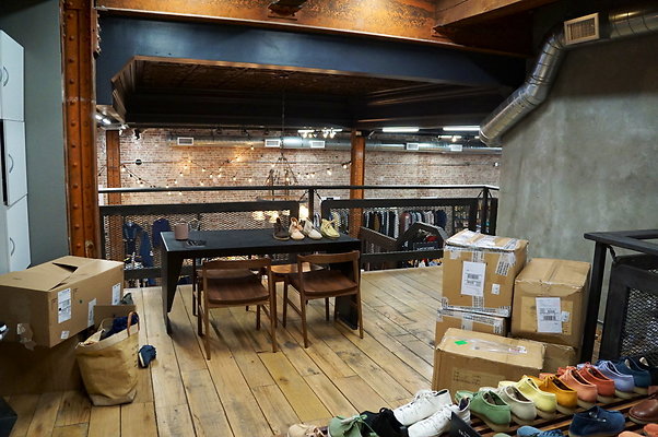 Office.PL.2238.DTLA>122 Office.PL.2238.DTLA>122