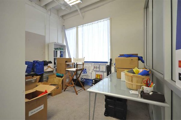 9272 office18