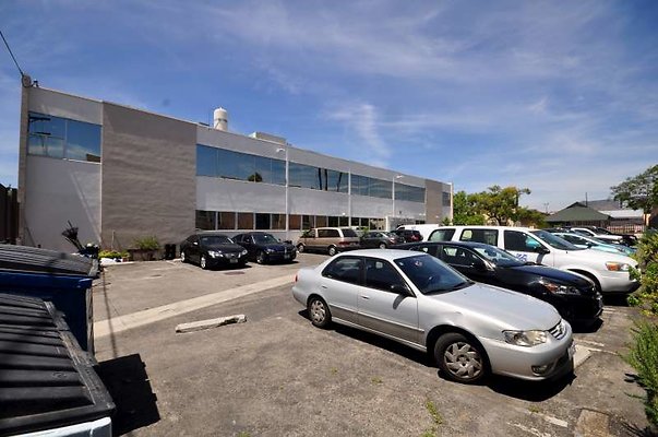 9272 parking2