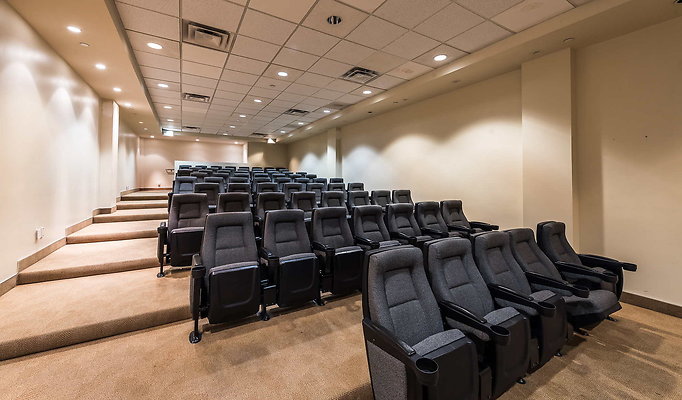 Fruitland.Screening.Rm.2