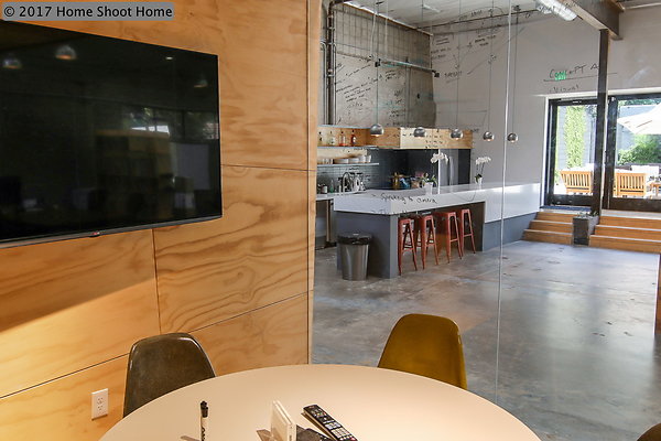10conference-room1