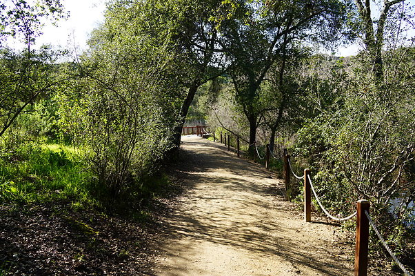 Descanso.Lake.Trail.03 Descanso.Lake.Trail.03