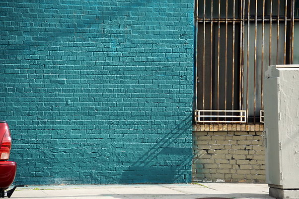 Cesar.Chavez.Blue.Wall.Circle.29
