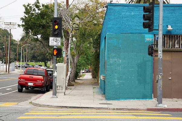 Cesar.Chavez.Blue.Wall.Circle.18