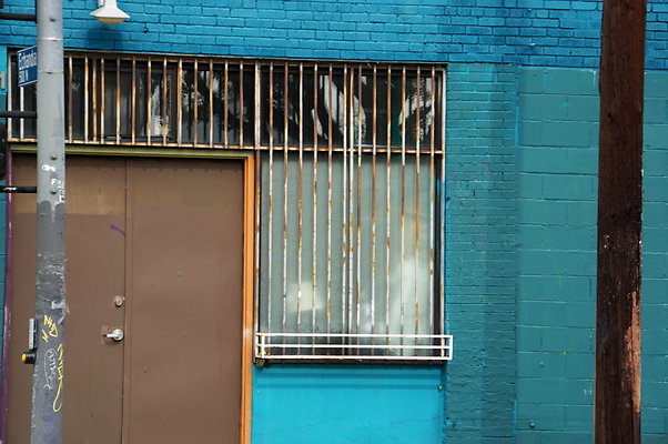 Cesar.Chavez.Blue.Wall.Circle.21