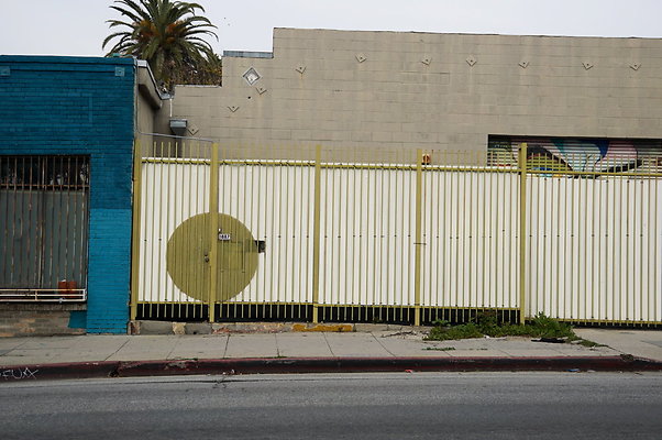 Cesar.Chavez.Blue.Wall.Circle.07