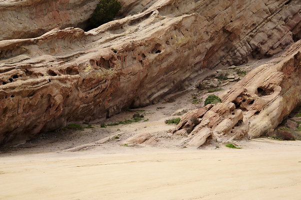 Vazquez.Rocks.10