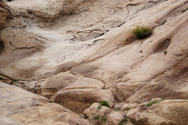 Vazquez.Rocks.22