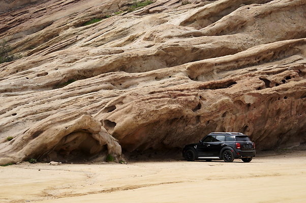 Vazquez.Rocks.09