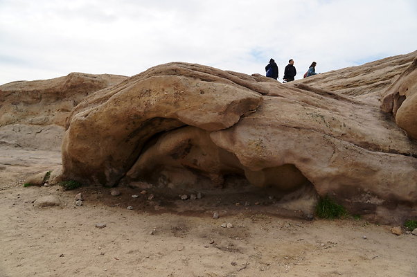 Vazquez.Rocks.26