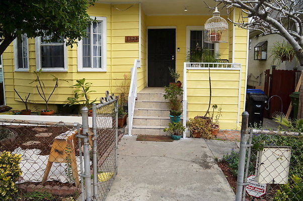 Yellow.House.ELA.22
