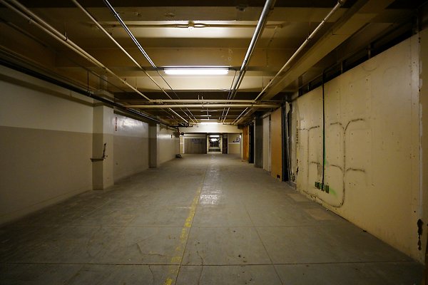 Subway.Tunnel.Key.Locos.54