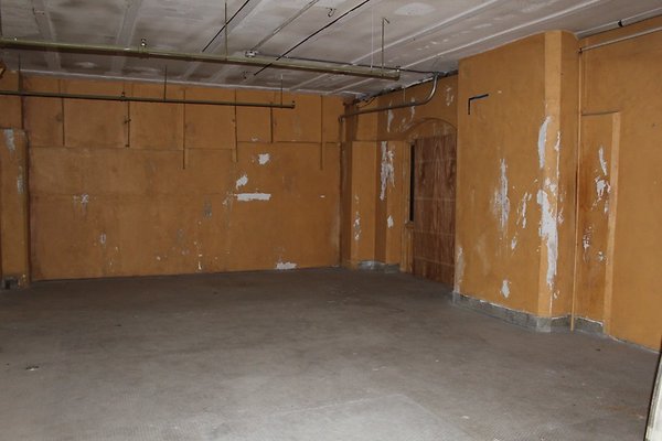 Barclay.Hotel.Tunnels.86