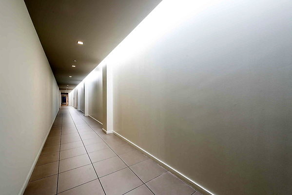 Fruitland.Hallways.Stairs.02