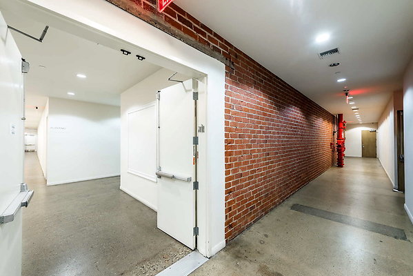 Fruitland.Hallways.Stairs.05