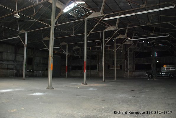 05-fg-warehouse-004 med