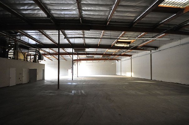 Reef-warehouse-32