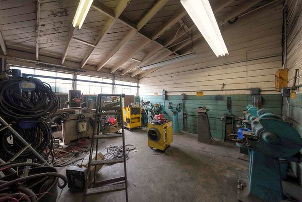 10989 warehouse39