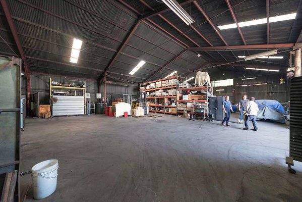 10989 warehouse68