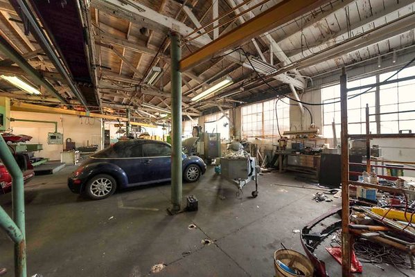 10989 warehouse8