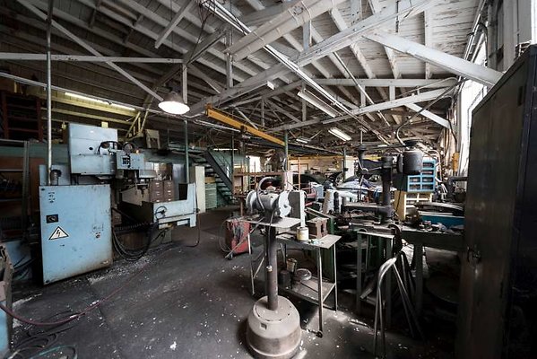 10989 warehouse6