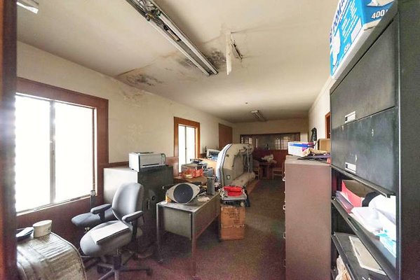 10989 storage4