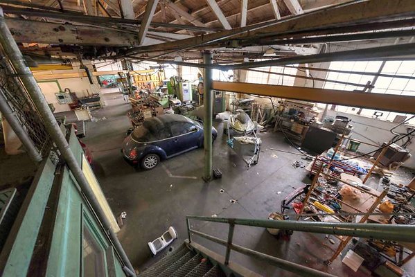 10989 warehouse12