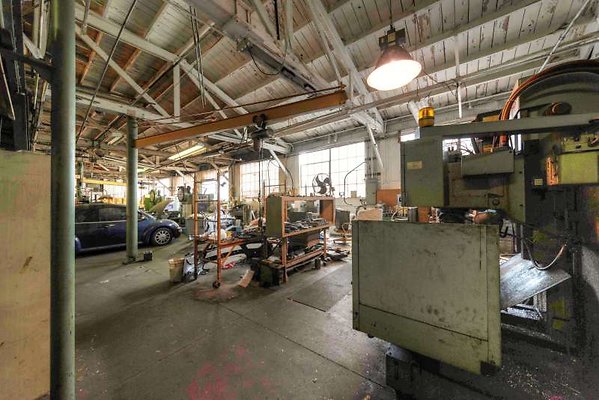 10989 warehouse2